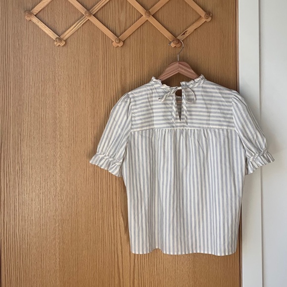 MADEWELL Ruffle-Neck Keyhole Top in Stripe - Picture 2 of 12